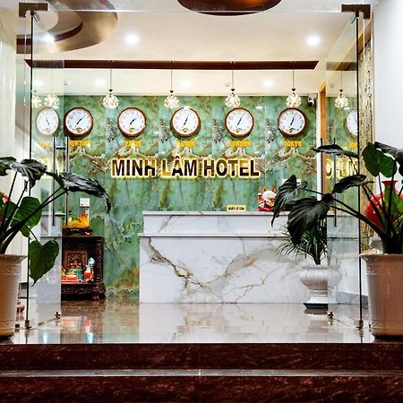 פלייקו Minh Lam Hotel מראה חיצוני תמונה