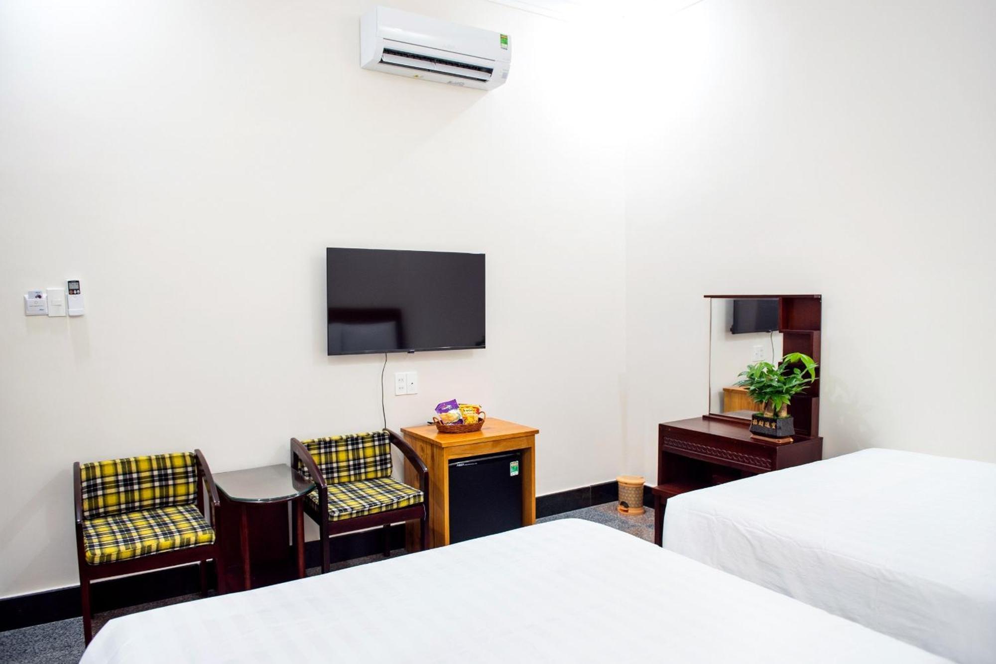 פלייקו Minh Lam Hotel מראה חיצוני תמונה
